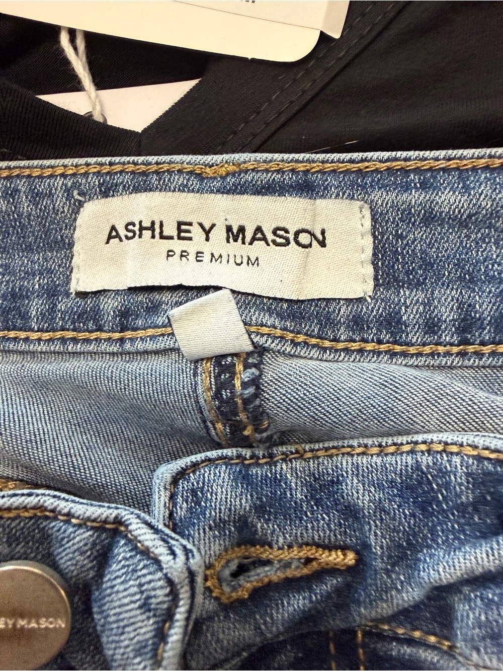 Ashley Mason Premium Star Patch Straight Leg Jeans Size 26 | Distressed Denim - Picture 8 of 8